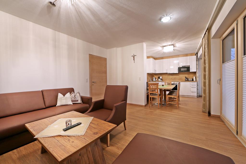 Landhaus&Apartment Taxach Ried im Zillertal Exterior foto