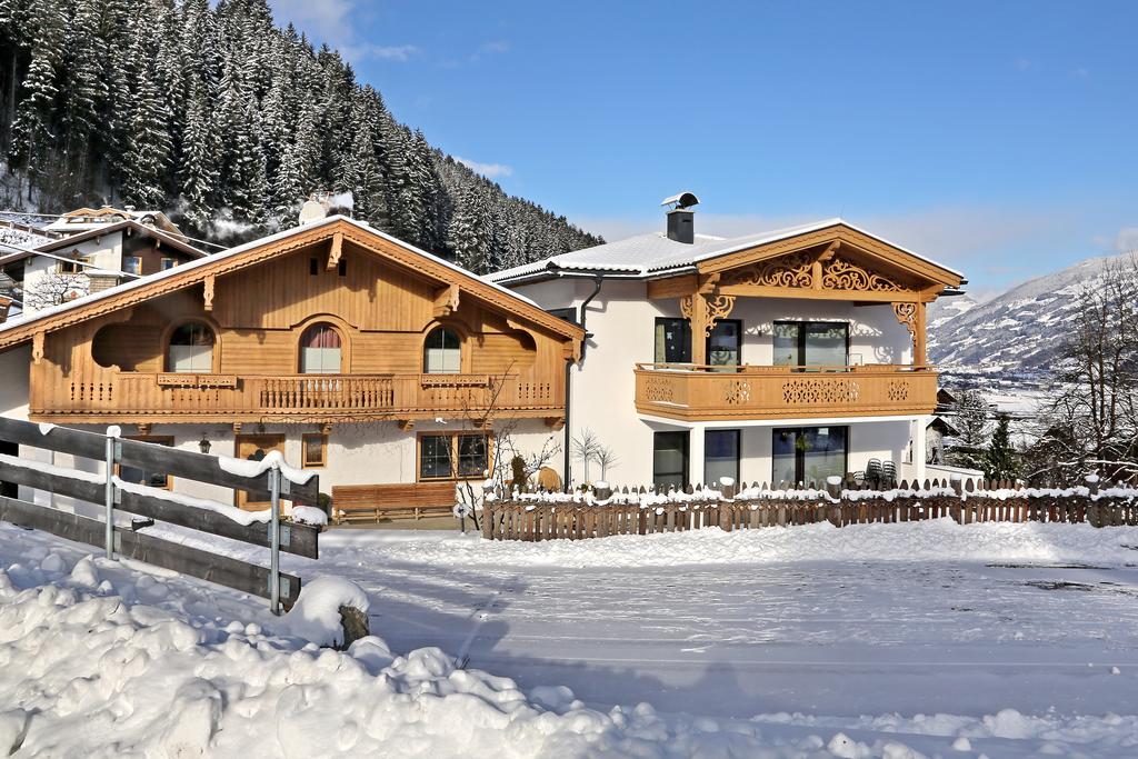 Landhaus&Apartment Taxach Ried im Zillertal Exterior foto
